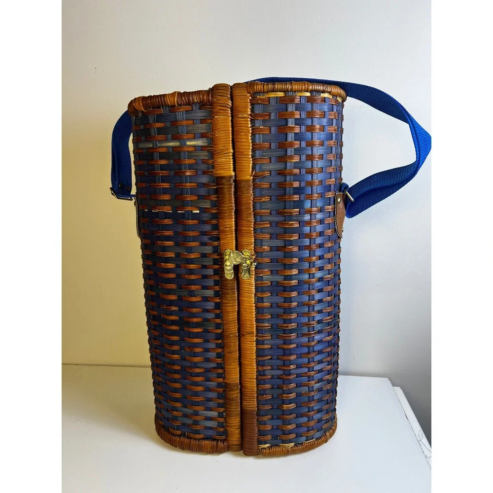Vintage Grey Goose Vodka Woven‎ Basket Carrier Blue Tan Handle Lock